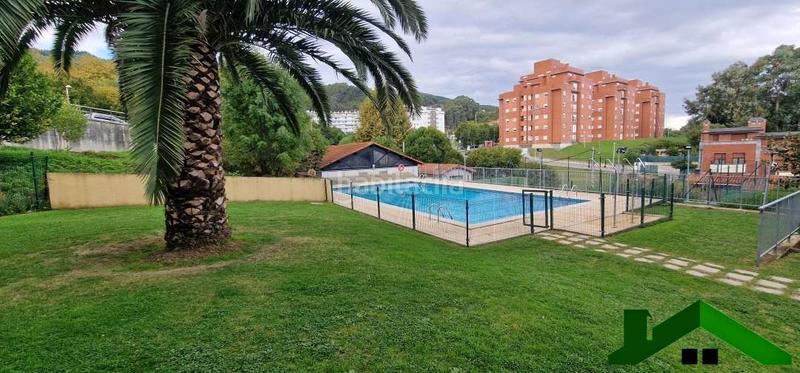 Foto fbe42c3d-db4b-4916-8a34-9b120ae37f75. Pis amb calefacció piscina a Centro Castro - Urdiales