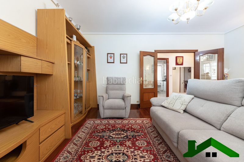 Foto 8de2b2fa-a26b-49bf-a67f-48f0d7054bf7. Flat with heating in San Ignacio-Elorrieta Bilbao