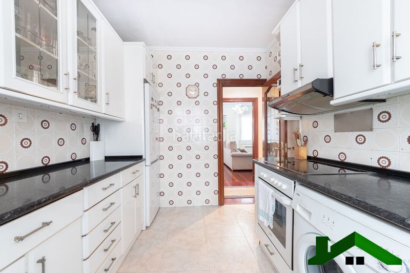 Foto c43df4a2-32e6-4654-92d3-64f0566787a6. Flat with heating in San Ignacio-Elorrieta Bilbao