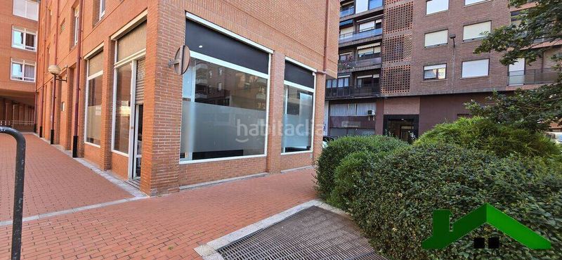 Foto c4b3eacd-cc33-4ed2-8bbe-823095cc6216. Local comercial a Ibarrekolanda Bilbao