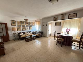 Appartement à Andújar. Piso en zona emperadores-cristo rey