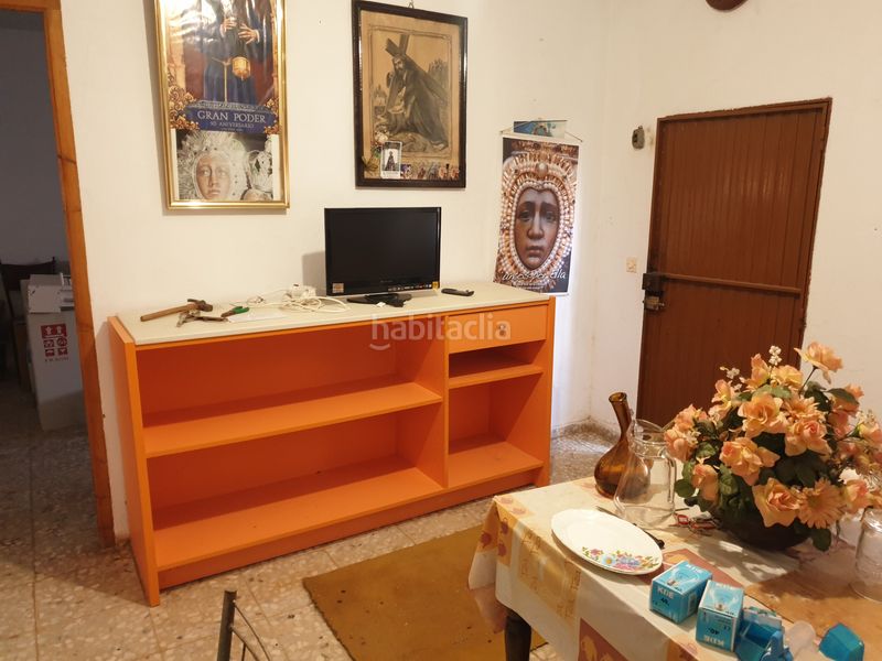 Foto 6b2f8d10-f4fe-4853-8361-9dc9b42f4014. Country house in a-4 319 in Andújar