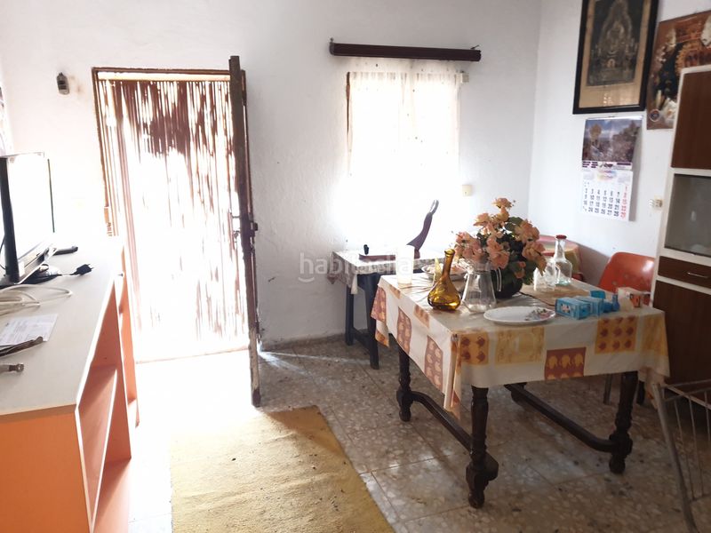 Foto b5aa4554-19fb-4e03-ad63-8ec75890f406. Country house in a-4 319 in Andújar