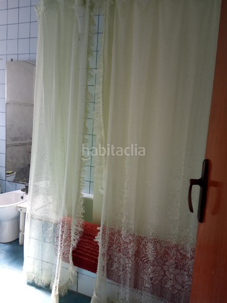 Foto c4c40ebb-6119-4931-8d9a-6b799f0514f0. Casa adosada casa en Villanueva de la Reina