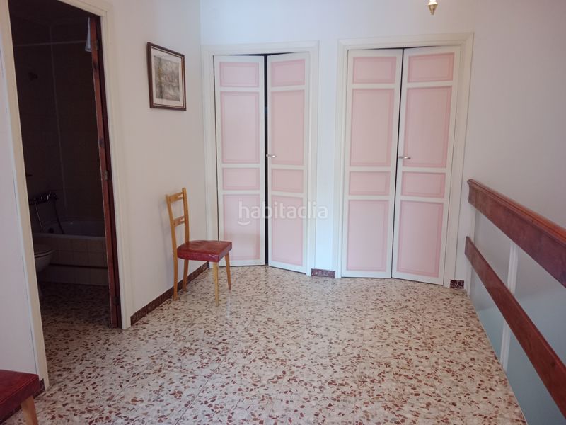 Foto 6a6a5709-681e-433f-9757-4379303c6031. Casa adosada casa en Villanueva de la Reina