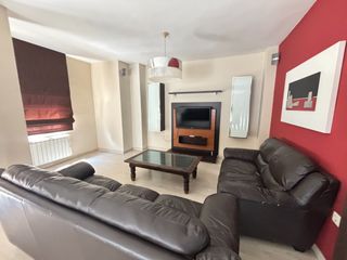 Rent Flat in Andújar. Piso en zona emperadores