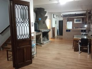 Casa adossada a Andújar. Casa en barrio de san bartolomé