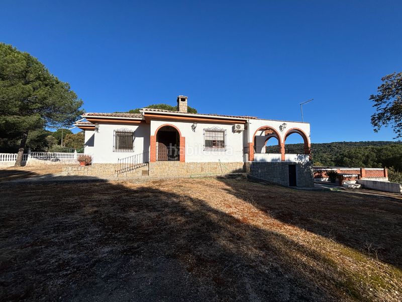 Foto 0e1f7e10-fa1f-4164-8af8-6e30506d70ca. Country house in n/a in Andújar