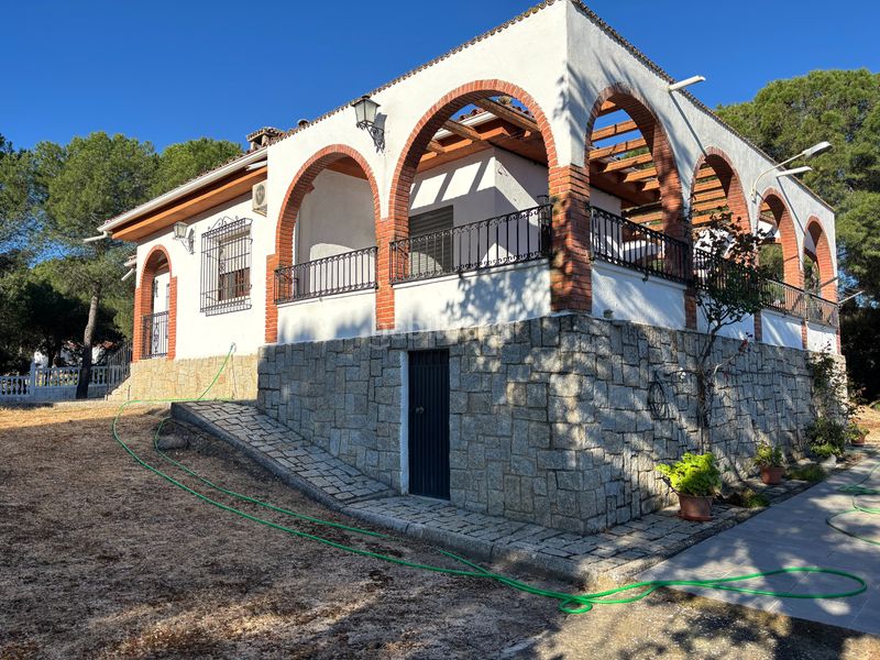 Foto 45a6761e-8feb-4932-bde9-7f27e7a9c94d. Country house in n/a in Andújar