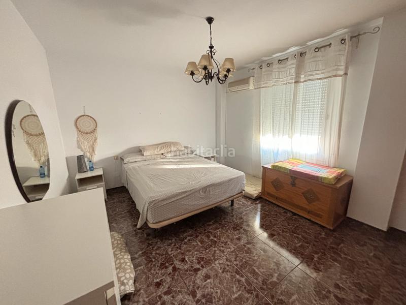 Foto eba1ebfa-7056-43af-8b37-97ac902e6bc4. Casa adossada amb piscina a Andújar