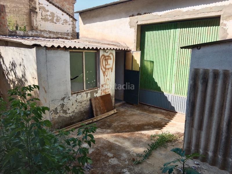 Foto c7c13e93-4c13-4314-9cba-13dbe3983462. Bâtiment à usage industriel dans Lahiguera