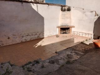 Casa adossada a Andújar. Casa en zona ronda mestanza