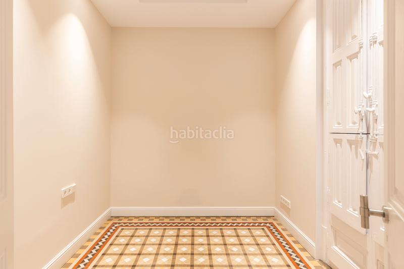 Foto 32359619-d2e2-4767-8b03-accbf70deff9. Affitto appartamento in carrer de valència 293 in Barcelona