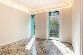 Location Appartement à Carrer de valència 293. Piso reformado 200m2 en carrer valencia, 5hab, 3 bñ.