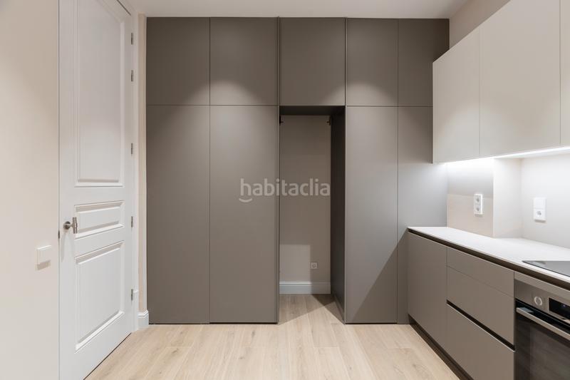 Foto 2142c5c5-374f-422c-8e79-4e346edc65dc. Alquiler piso en carrer de valència 293 piso reformado 200m2 en carrer valencia, 5hab, 3 bñ. en Barcelona