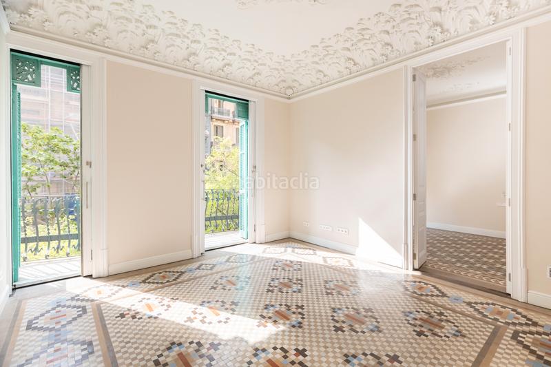 Foto 54c884e8-f1cc-4c6a-8db6-041721ad59a5. Alquiler piso en carrer de valència 293 piso reformado 200m2 en carrer valencia, 5hab, 3 bñ. en Barcelona