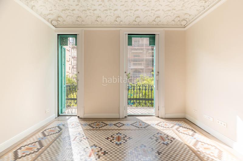 Foto aa8e5d46-d5c0-488c-b43f-91c6d80e7c00. Alquiler piso en carrer de valència 293 piso reformado 200m2 en carrer valencia, 5hab, 3 bñ. en Barcelona