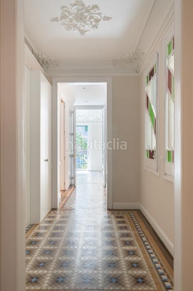 Foto bf1d4b41-740b-4a53-9085-08dc90a617f6. Alquiler piso en carrer de valència 293 piso reformado 200m2 en carrer valencia, 5hab, 3 bñ. en Barcelona