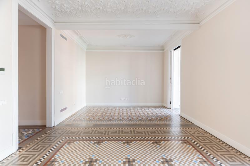 Foto d2860f2c-0f0a-4191-9f1e-86fadcff6411. Alquiler piso en carrer de valència 293 piso reformado 200m2 en carrer valencia, 5hab, 3 bñ. en Barcelona