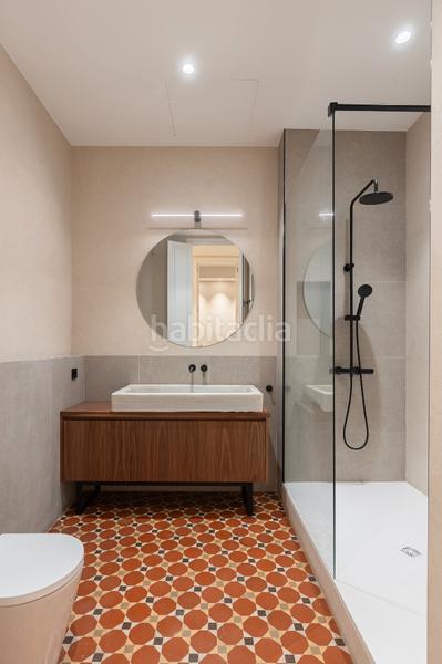 Foto dce381e9-ad4c-4388-b8c3-c0d36b23e944. Alquiler piso en carrer de valència 293 piso reformado 200m2 en carrer valencia, 5hab, 3 bñ. en Barcelona