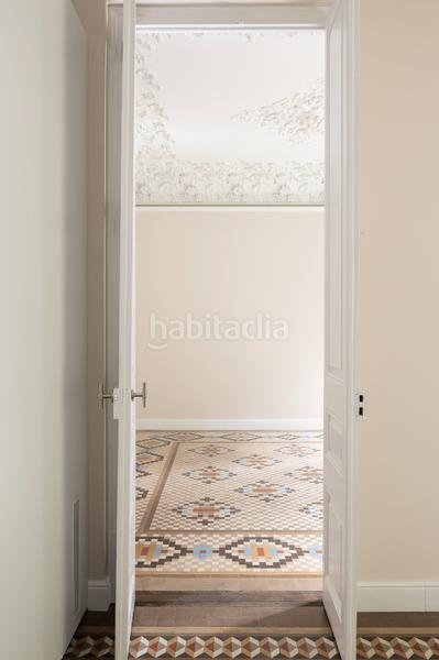 Foto 24513cf5-b3fd-4e38-9ffd-d02c8c936b4e. Location appartement dans carrer de valència 293 dans Barcelona