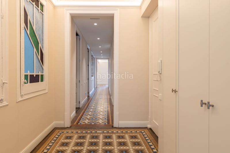 Foto e42e59e0-0014-46c2-8d87-c0f85c987233. Location appartement dans carrer de valència 293 dans Barcelona