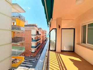 Pis  Carrer de vilamar. Piso de 107 m2 en calafell, 3 hab, 2bñ.