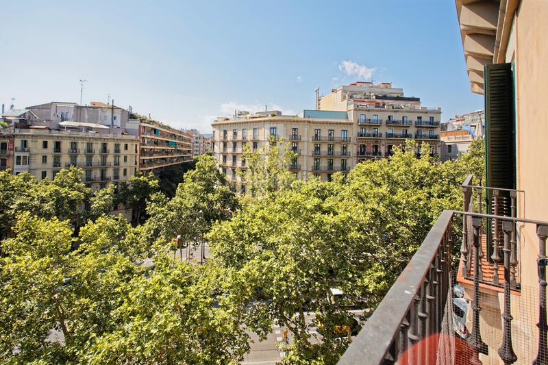Foto b5b0e567-a1ef-434e-8201-8337825dac75. Etagenwohnung mit heizung in Sant Antoni Barcelona