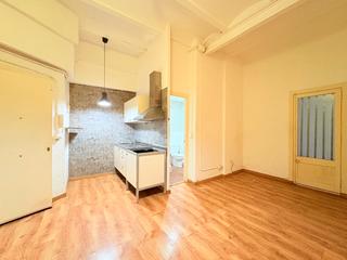 Studio  Carrer de gomis. Estudio en calle gomis de 65 m2, 2 habitaciones.