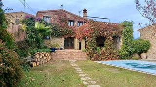 Maison  Carrer dels masos del mig. Casa de 190 m2 en foixà. parcela de 400m2+ parcela de 400m2