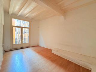 Appartamento  Carrer dels assaonadors. Piso 100m2 calle assaonadors.