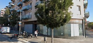 Locale commerciale in Carrer de Sant Adrià 1