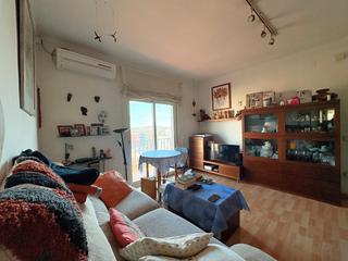 Pis  Carrer de girona. Muy buen piso de 79 m2, 3 habitaciones en calle girona sabadell