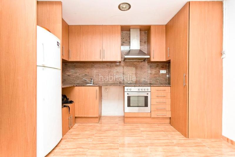 Foto 30422177-979a-4def-bb76-0a424677ba8e. Flat with heating parking in La Cogullada Terrassa