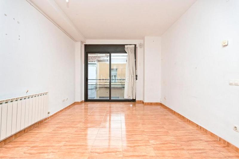 Foto 8772a4d3-d1fb-4ee2-a94a-160acb728fb6. Flat with heating parking in La Cogullada Terrassa