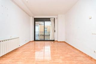 Etagenwohnung  Carrer del concili egarenc. Piso de 65 m2 en calle concili egarenc (terrassa). 2hab. piso en