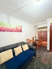 Flat  Carrer mare de déu de núria. Piso de 56 m2 en calle mare de deu de núria 3hab, 1 bñ.