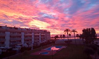 Appartamento  Carrer de rafael casanova. Piso 94 m2, 3hab, 2bñ, piscina comunitaria, 1era linea mar cubel