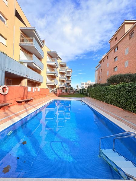 Foto ce842f7e-37a9-46ea-8f0a-c4cb966719dc. Dúplex amb aparcament piscina a Platja de la Paella Torredembarra