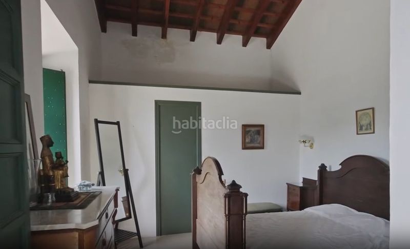 Foto 748ad5f9-a31b-4cc6-b63c-66fc46fcb6bd. Masia amb xemeneia aparcament a Urbanitzacions Argentona