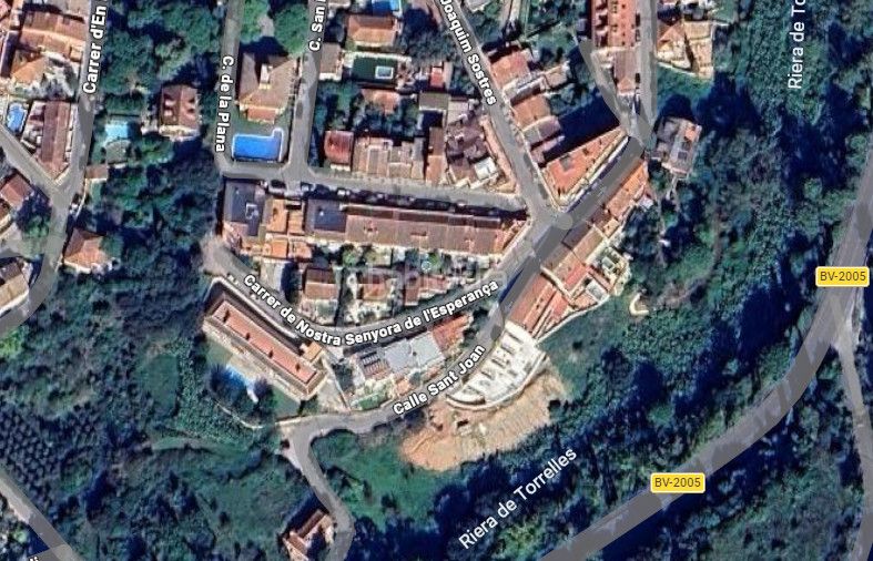 Foto 22702f4c-2385-4508-ad71-2b1f12be2726. Casa adossada amb calefacció a Torrelles de Llobregat