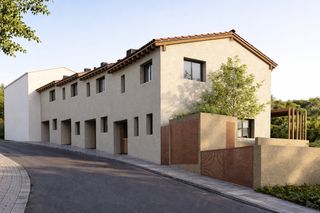 Casa adossada  Carrer de sant joan. Casa adosada 171m2 en torrelles llobregat