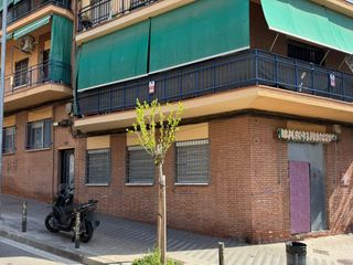Local Comercial a Avinguda del Doctor Bassols 176