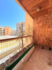 Flat  Carrer de buenos aires. Muy buen piso de 127 m2 sito en calle buenos aires (entre villar