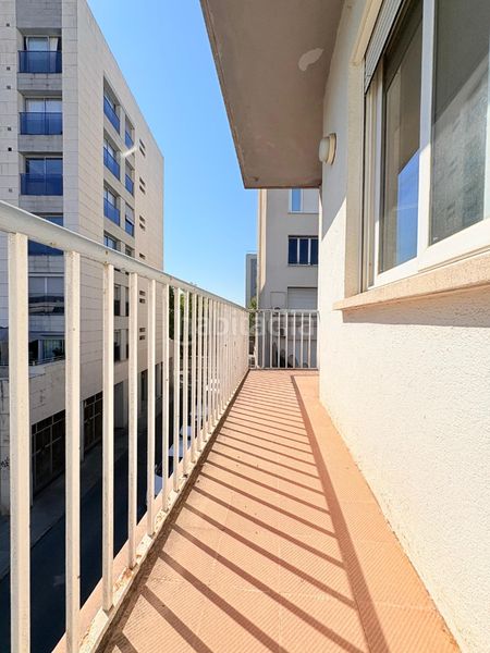 Foto 77538467-84bd-49ba-b6a0-e2f475a52f59. Dúplex a Centre Sabadell