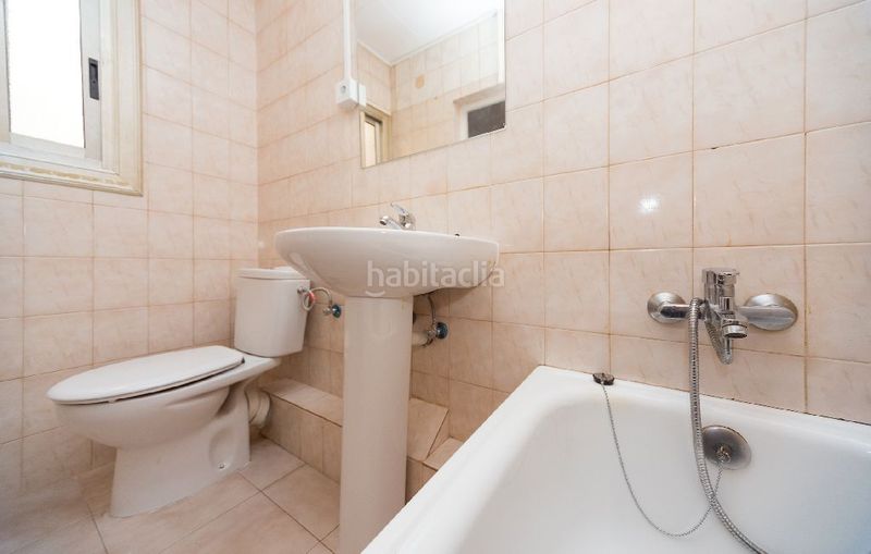 Foto 51a91d7f-b7ce-4a23-b833-28ac7e35e57b. Estudi amb calefacció a Sagrada Família Barcelona