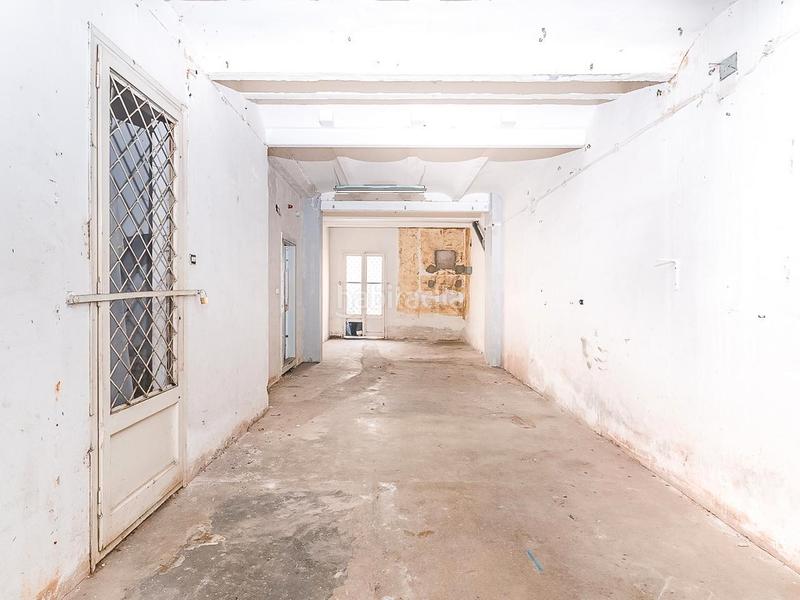 Foto 0a41feaa-23cc-44fa-98a8-bae74ef40f41. Locale commerciale in Horta Barcelona