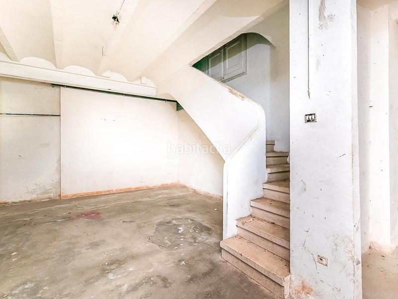 Foto 321c0496-4b78-4f0a-acef-6d479a1180a7. Locale commerciale in Horta Barcelona