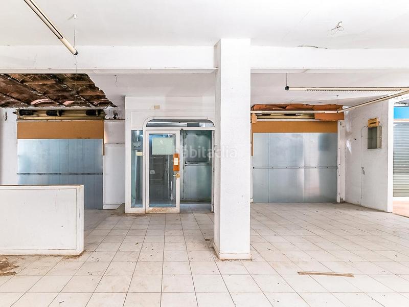 Foto 70a0e9bf-2bdb-4f0b-a113-e7601e6c2314. Locale commerciale in Horta Barcelona