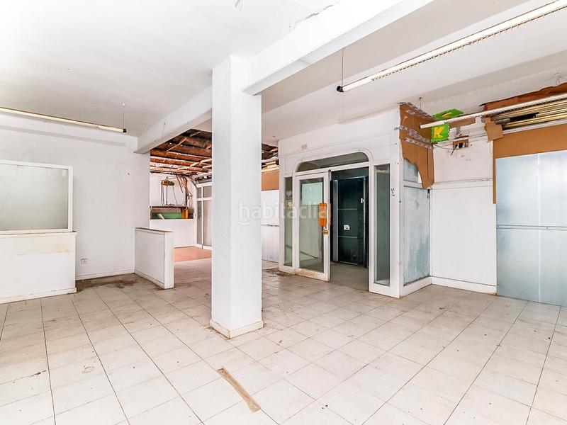 Foto bfcca8f6-c510-4310-ae45-edf0be77d195. Locale commerciale in Horta Barcelona